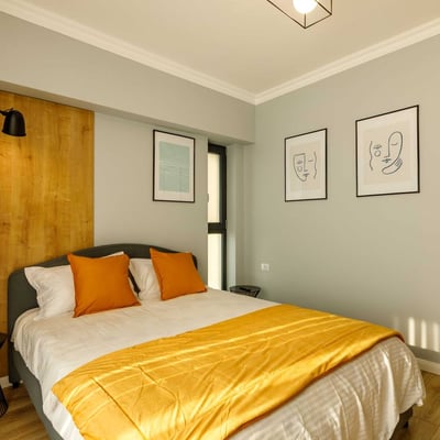 Rent of a modern furnished 2-room apartment, 58 m², Mamaia, Romania